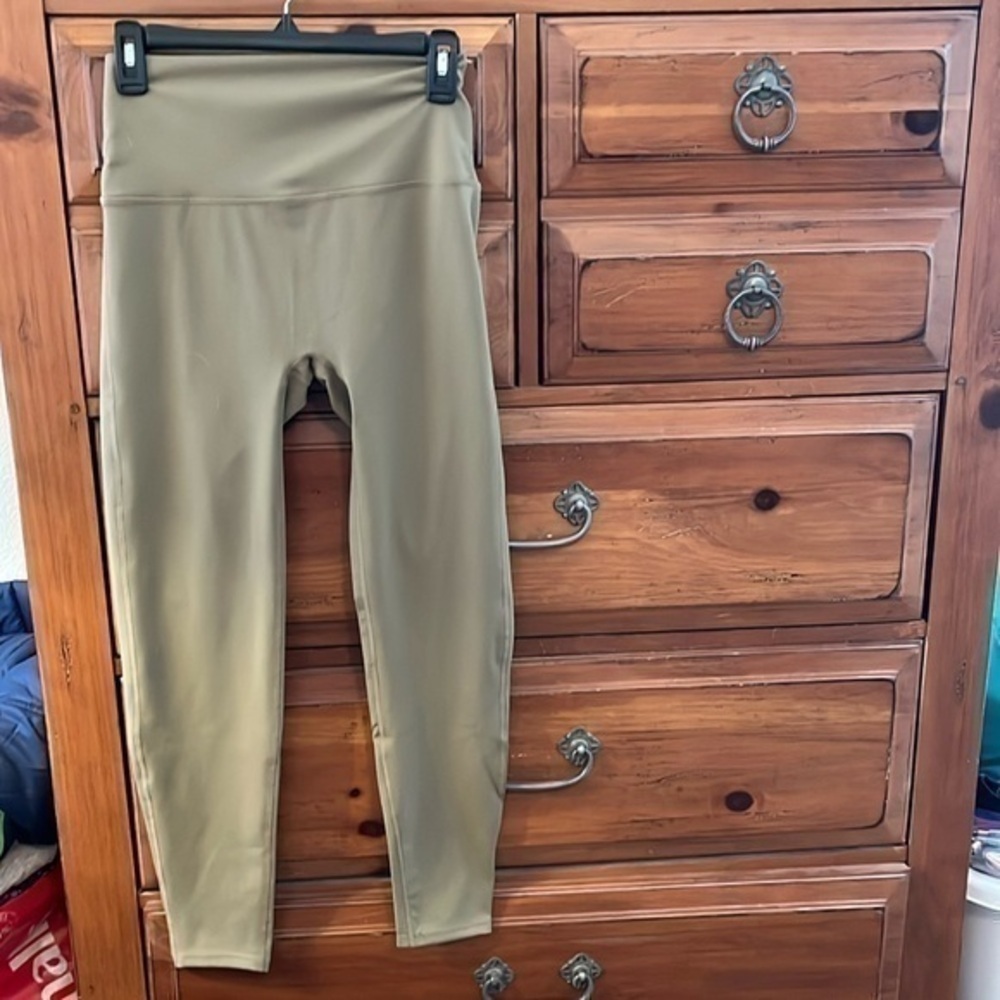 Zenana Athletic Full Length Leggings NWOT